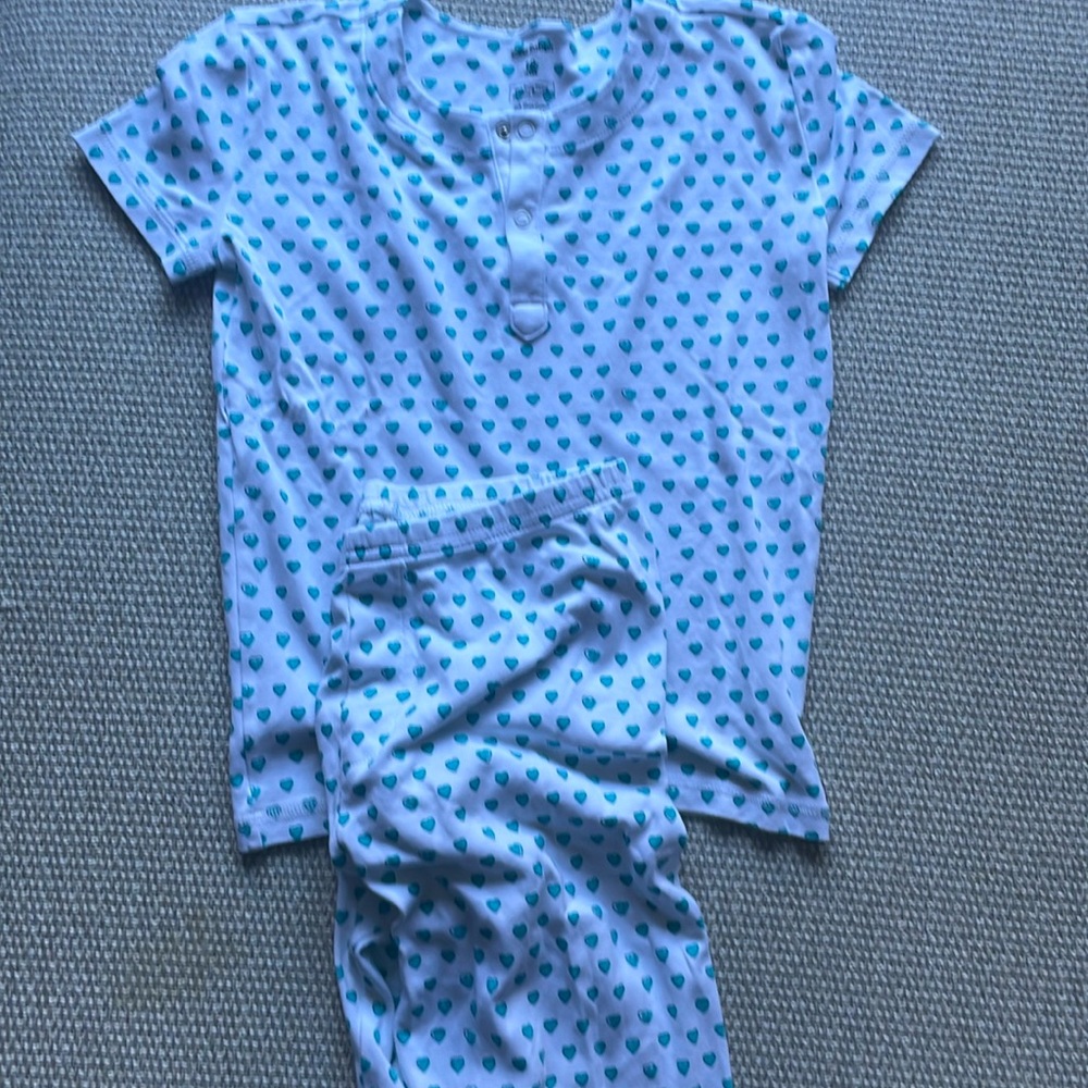 Roller Rabbit Pajamas LIKE NEW White with blue hearts short top long bottom